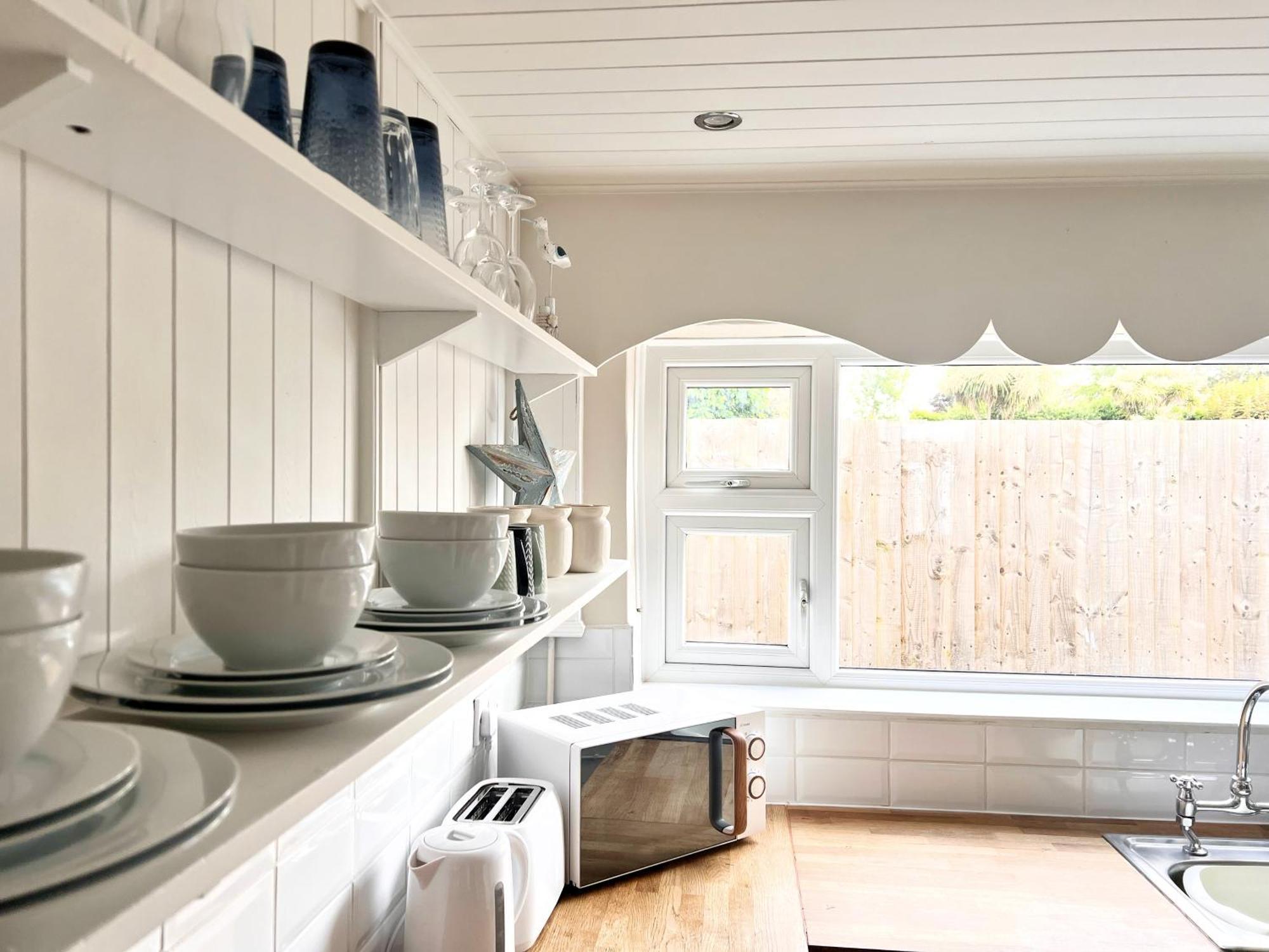 Cosy Cottage In Mersea - Walking Distance To Beach And Town ウェスト・マーシー エクステリア 写真