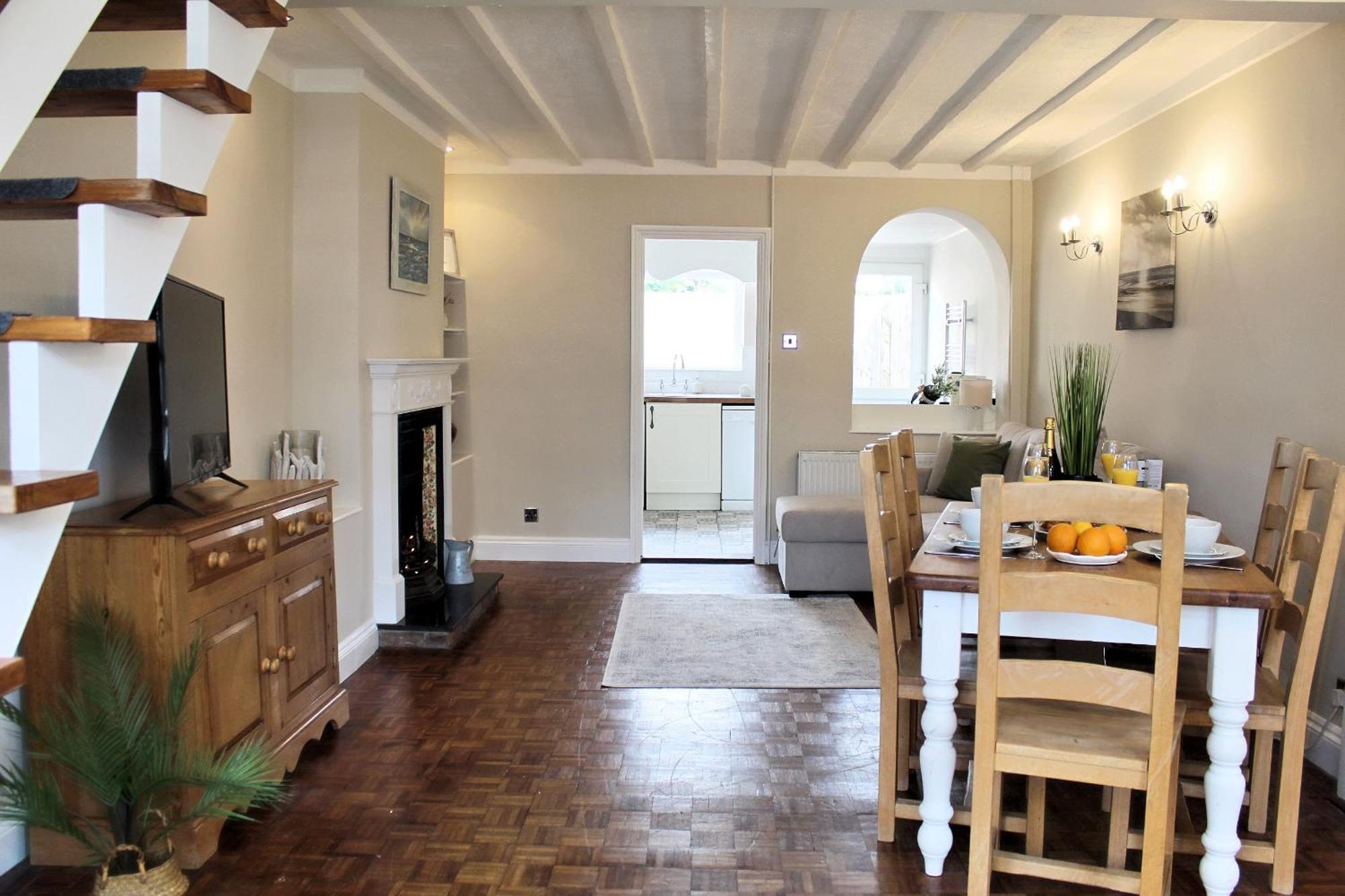 Cosy Cottage In Mersea - Walking Distance To Beach And Town ウェスト・マーシー エクステリア 写真
